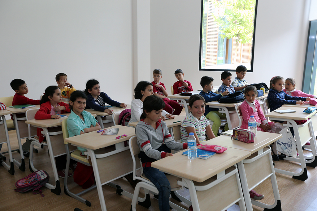 3 Bin Öğrenci Eğitime Başladı