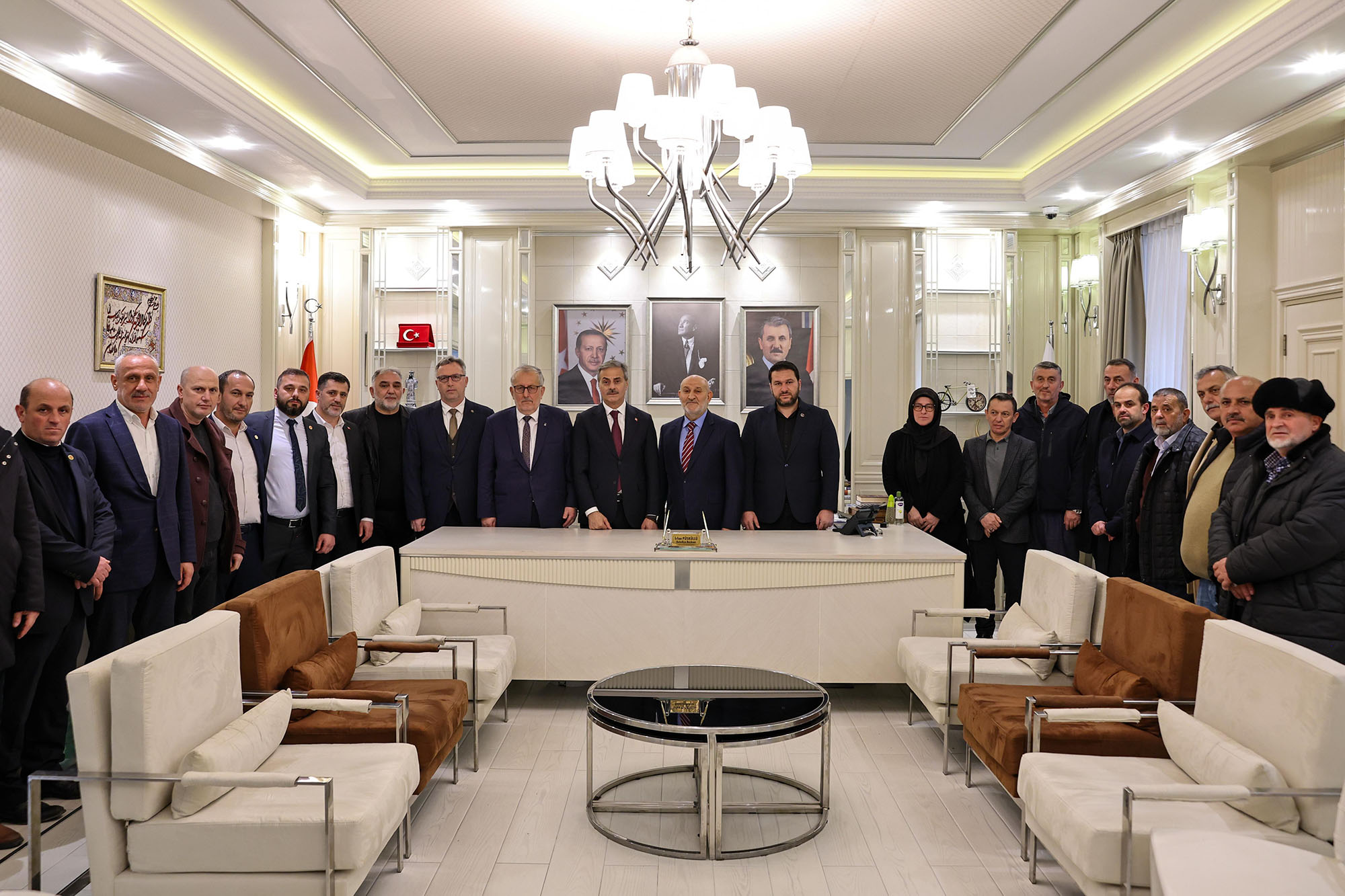 “Şehrimizin tamamı için hizmet üretiyor, 16 ilçemize ulaşıyoruz”