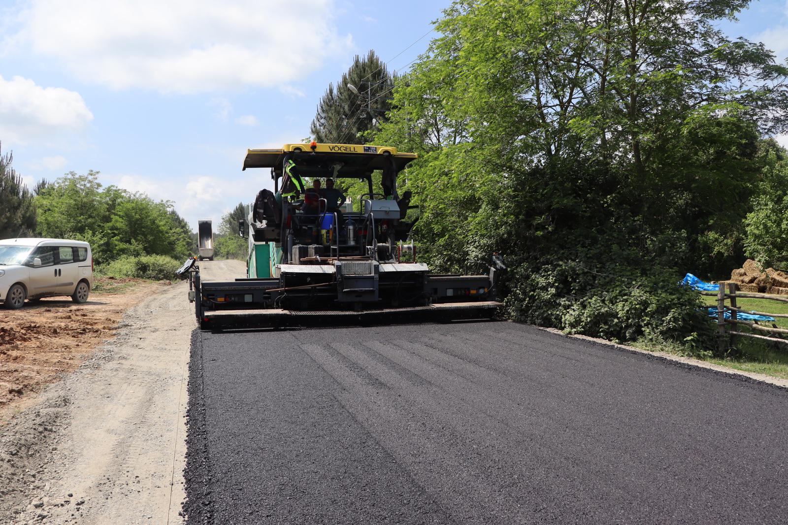 Büyükşehir Kaynarca’da asfalt yenileme çalışmalarına başladı