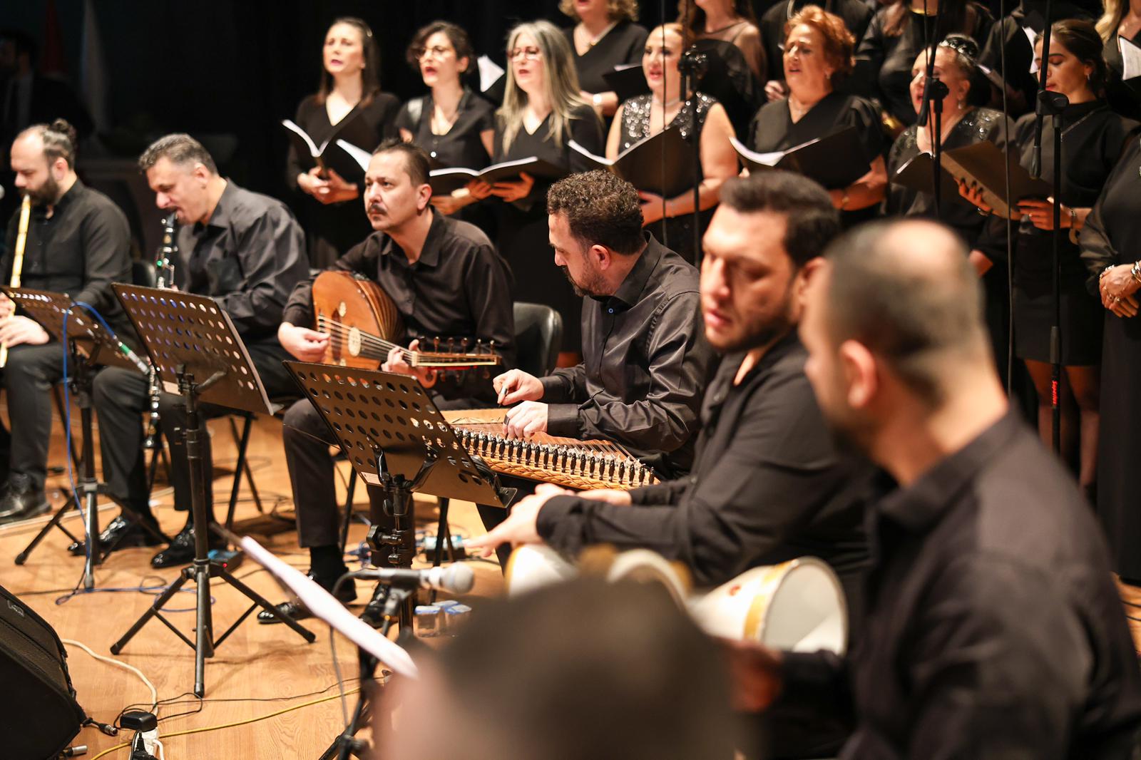 SAMEK Korosu’ndan Türk Sanat Müziği dolu unutulmaz konser
