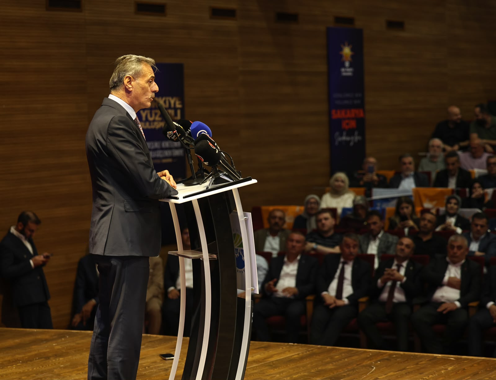 “Her gün yeni bir çalışmaya, yeni bir projeye hazırlanıyoruz”