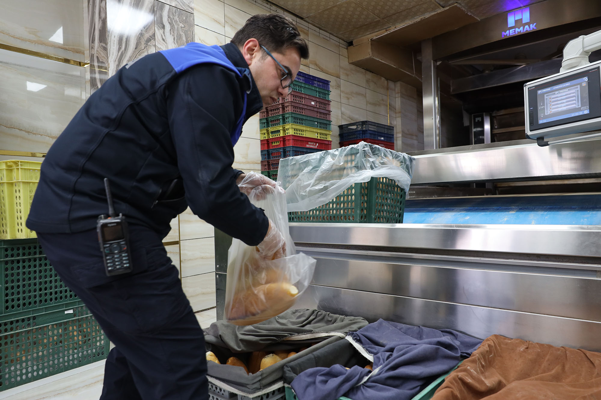 Büyükşehir Zabıtası Ramazan öncesi fırınları tek tek denetledi