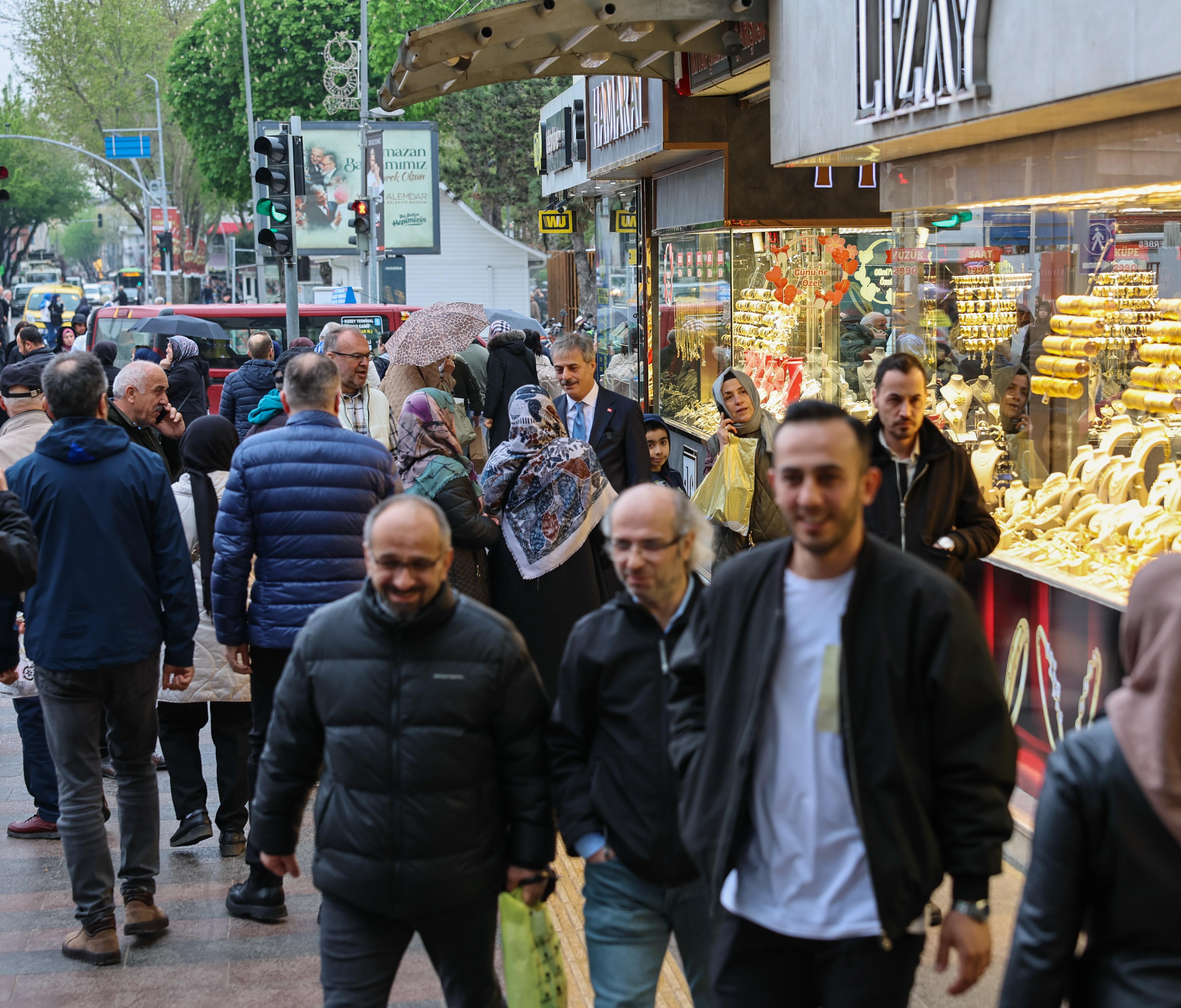 “Milletimiz boykot çağrılarına gereken cevabı vermiştir”