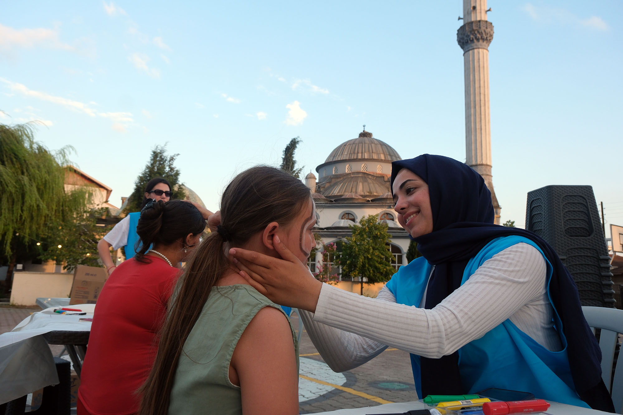 “Mahallemde Neşe Var” Yeniköy’de çocuklara unutulmaz bir akşam yaşattı