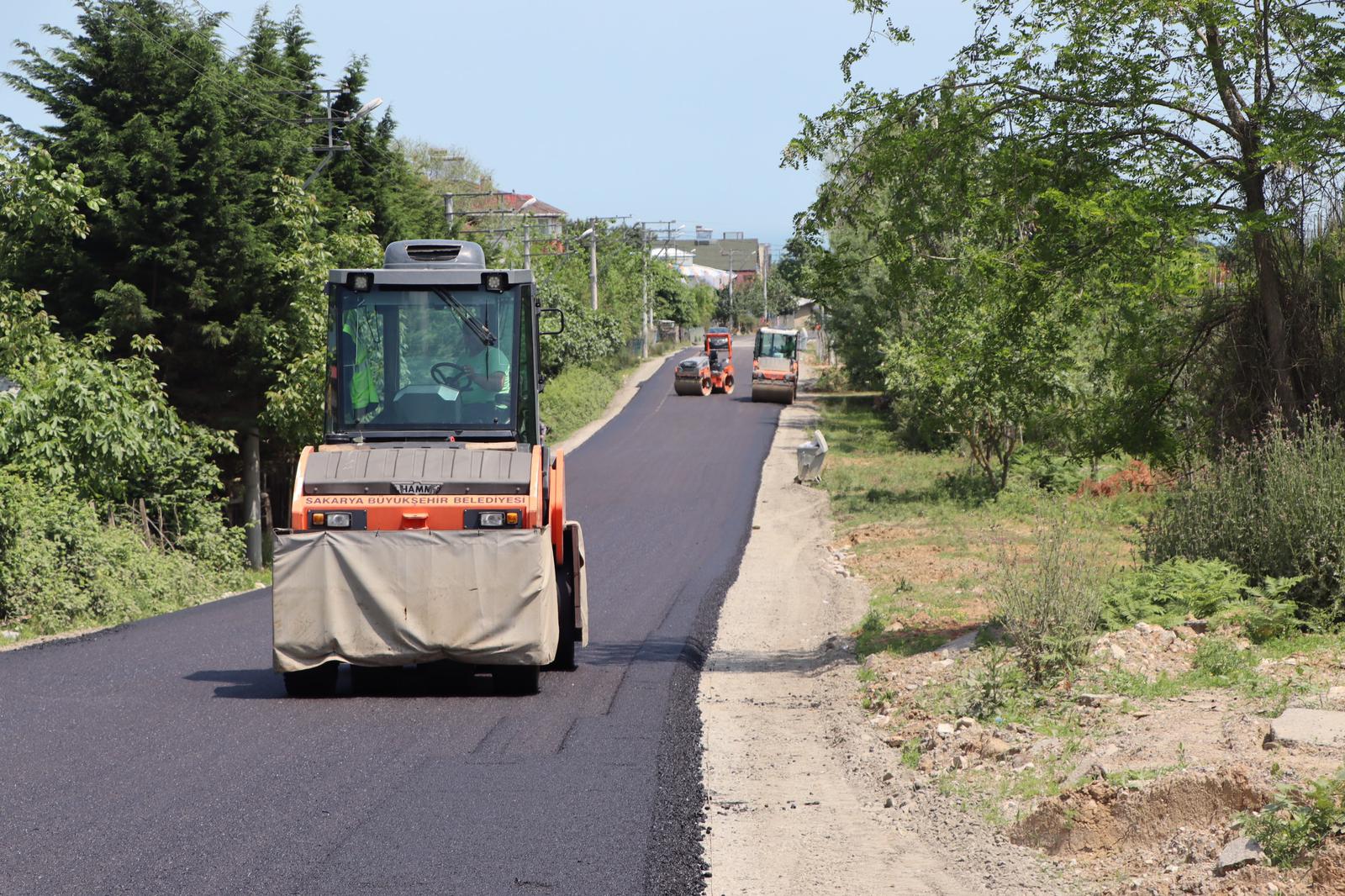 Büyükşehir Kaynarca’da asfalt yenileme çalışmalarına başladı