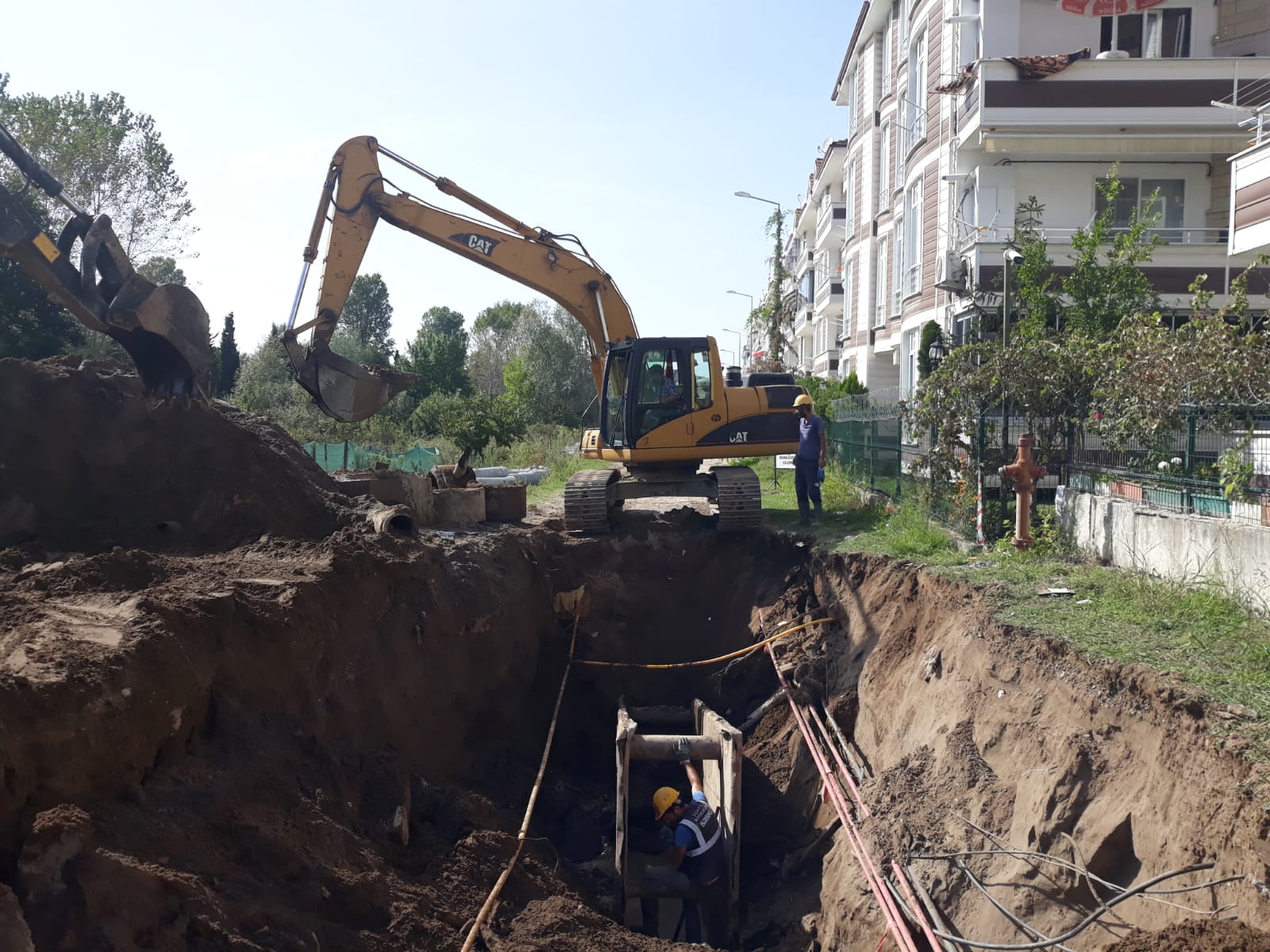 Karasu Aziziye Mahallesi’nin altyapı sorunu Büyükşehir ile çözüme kavuşuyor