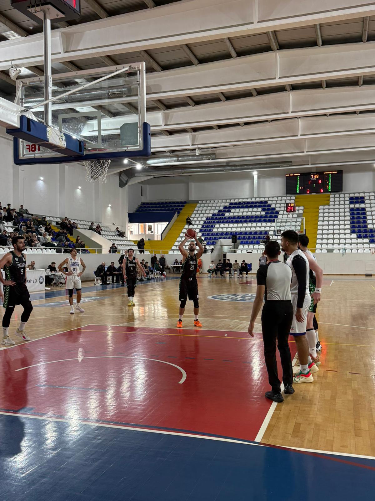 Namağlup Büyükşehir İzmir’den de galip döndü: 13’te 13