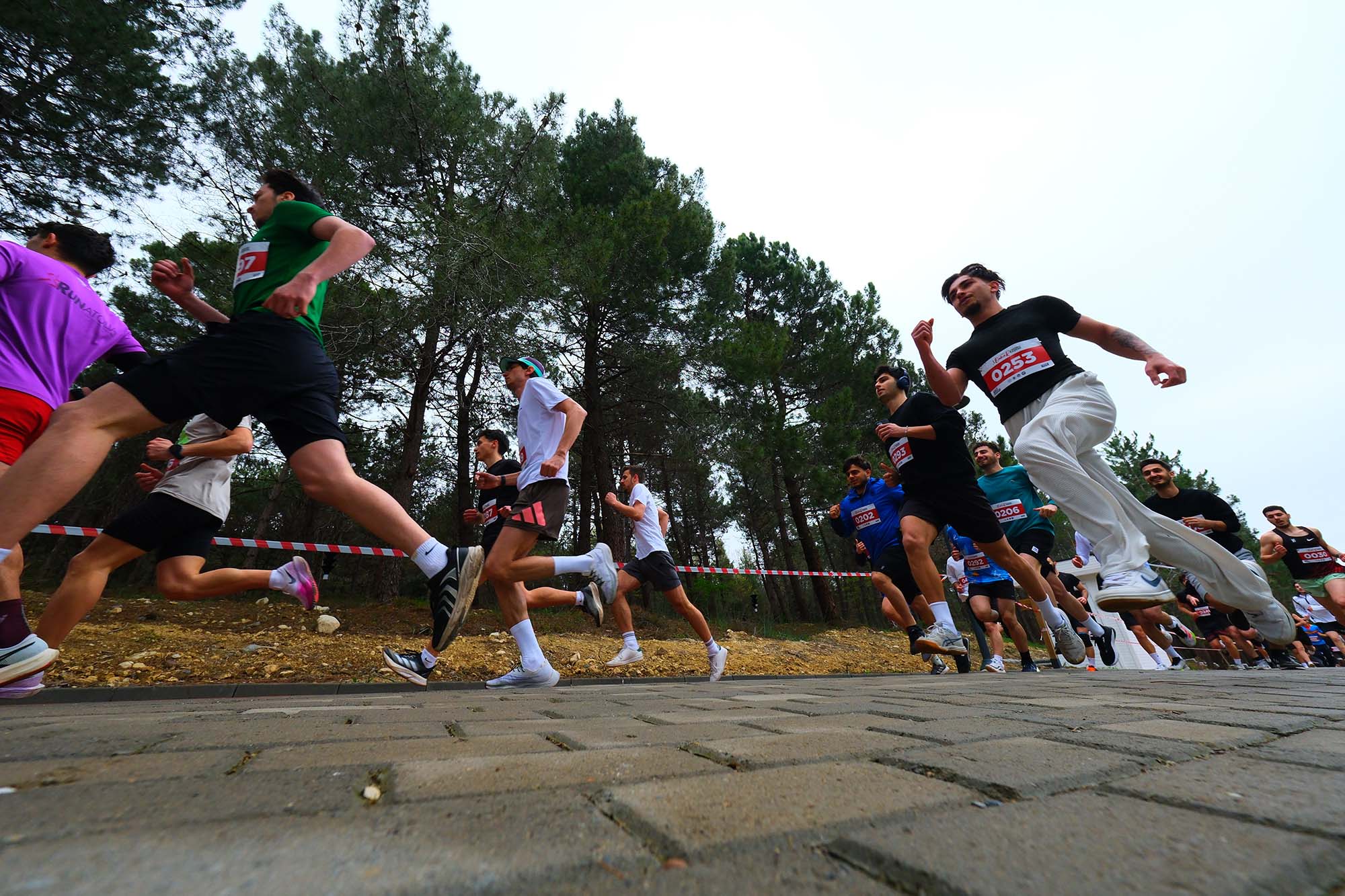 Sapanca’da Bahar Koşusu heyecanı: 700 sporcu Huzur Koridoru’nda buluştu
