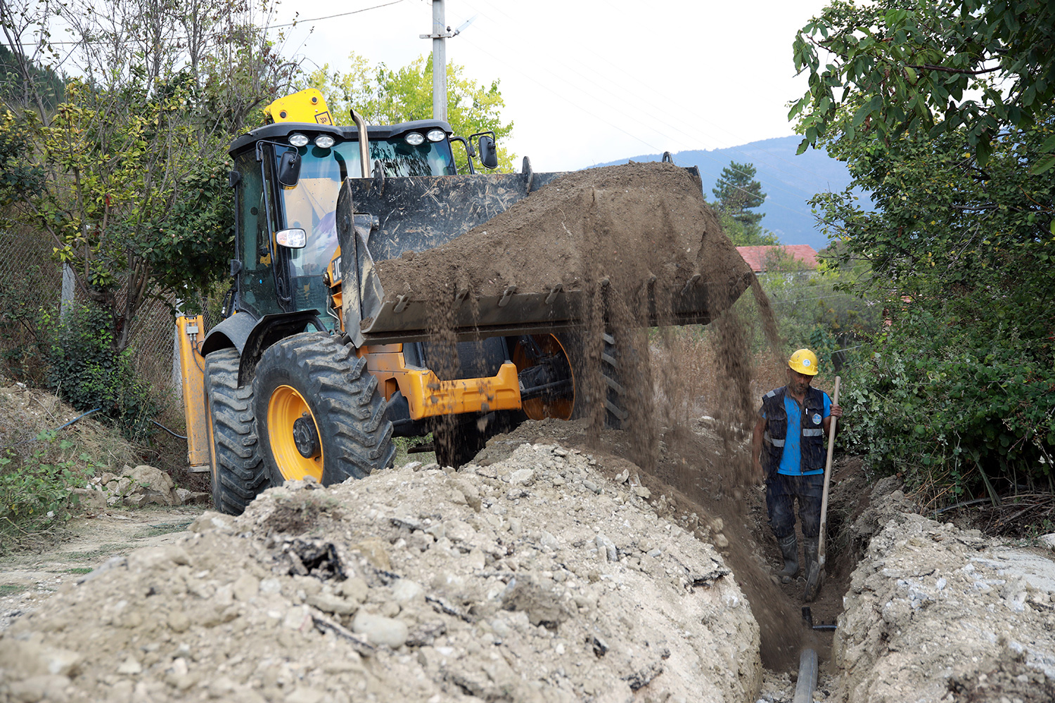 Geyve’de içmesuyu yatırımları devam ediyor