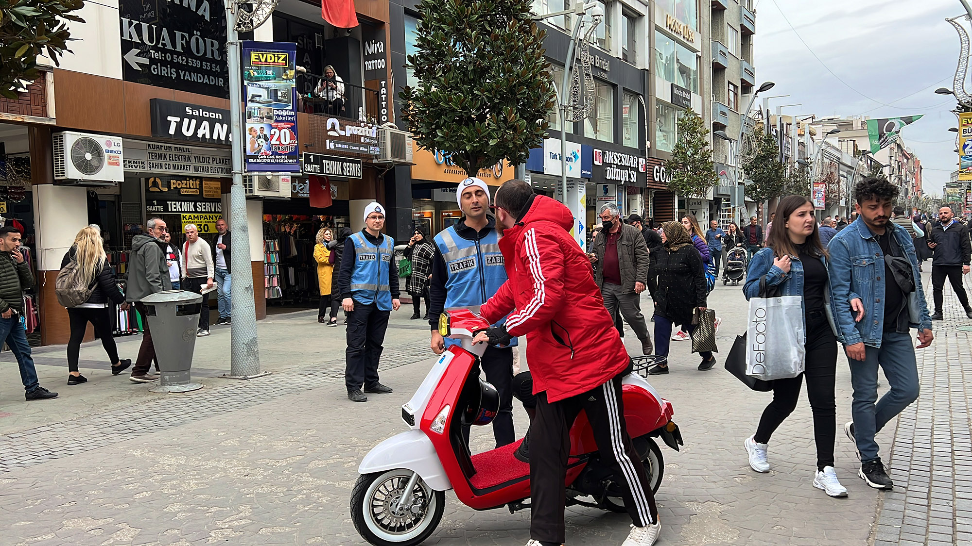 Büyükşehir Zabıtası yılbaşı gecesi tam kadro sahaya iniyor