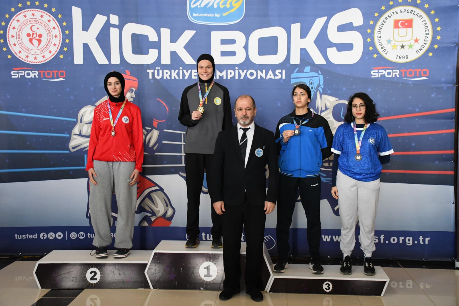 Ringde ve parkurda zirve Büyükşehir’in