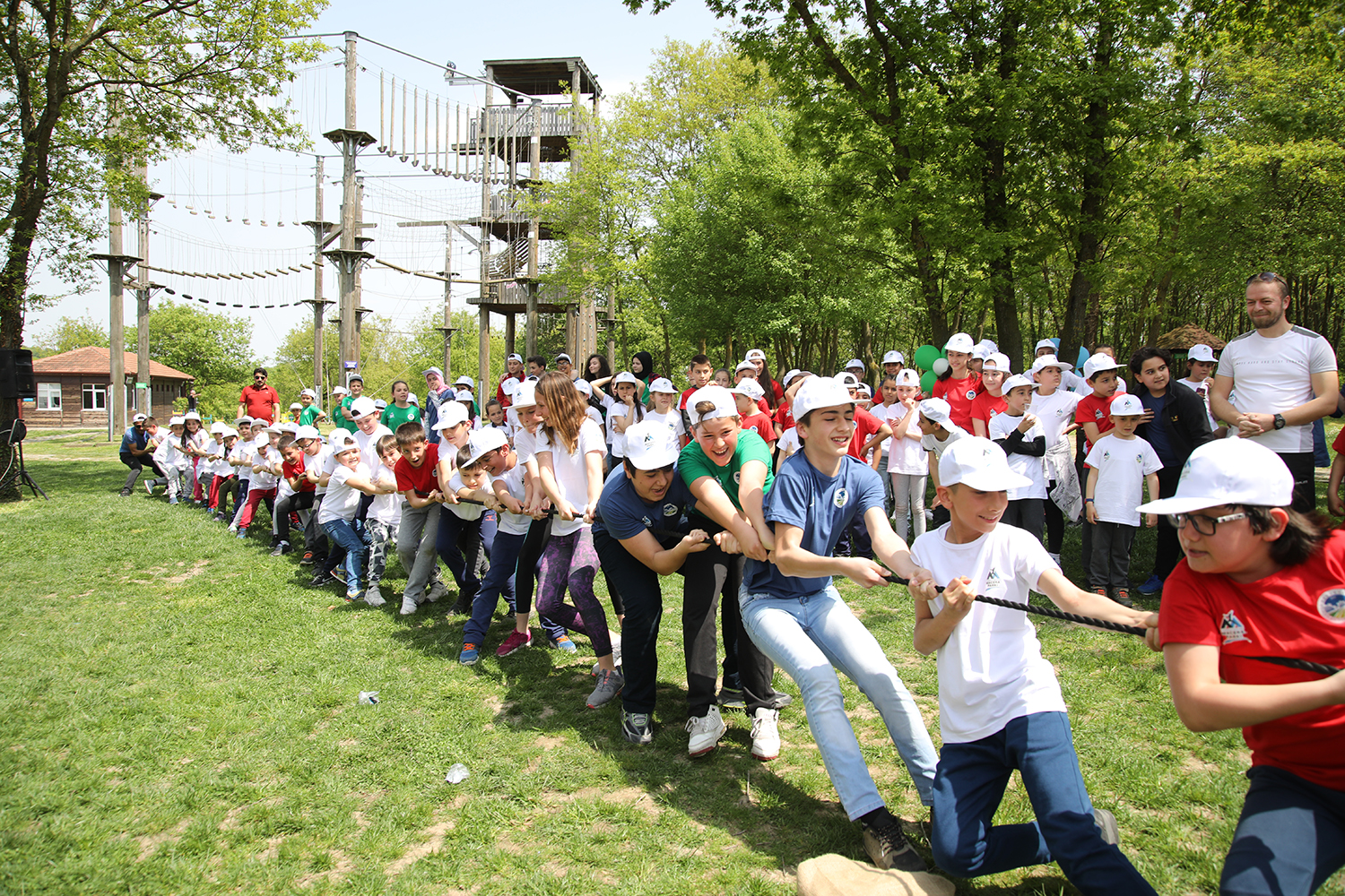 Çocuklar Macera Park’ta doyasıya eğlendi