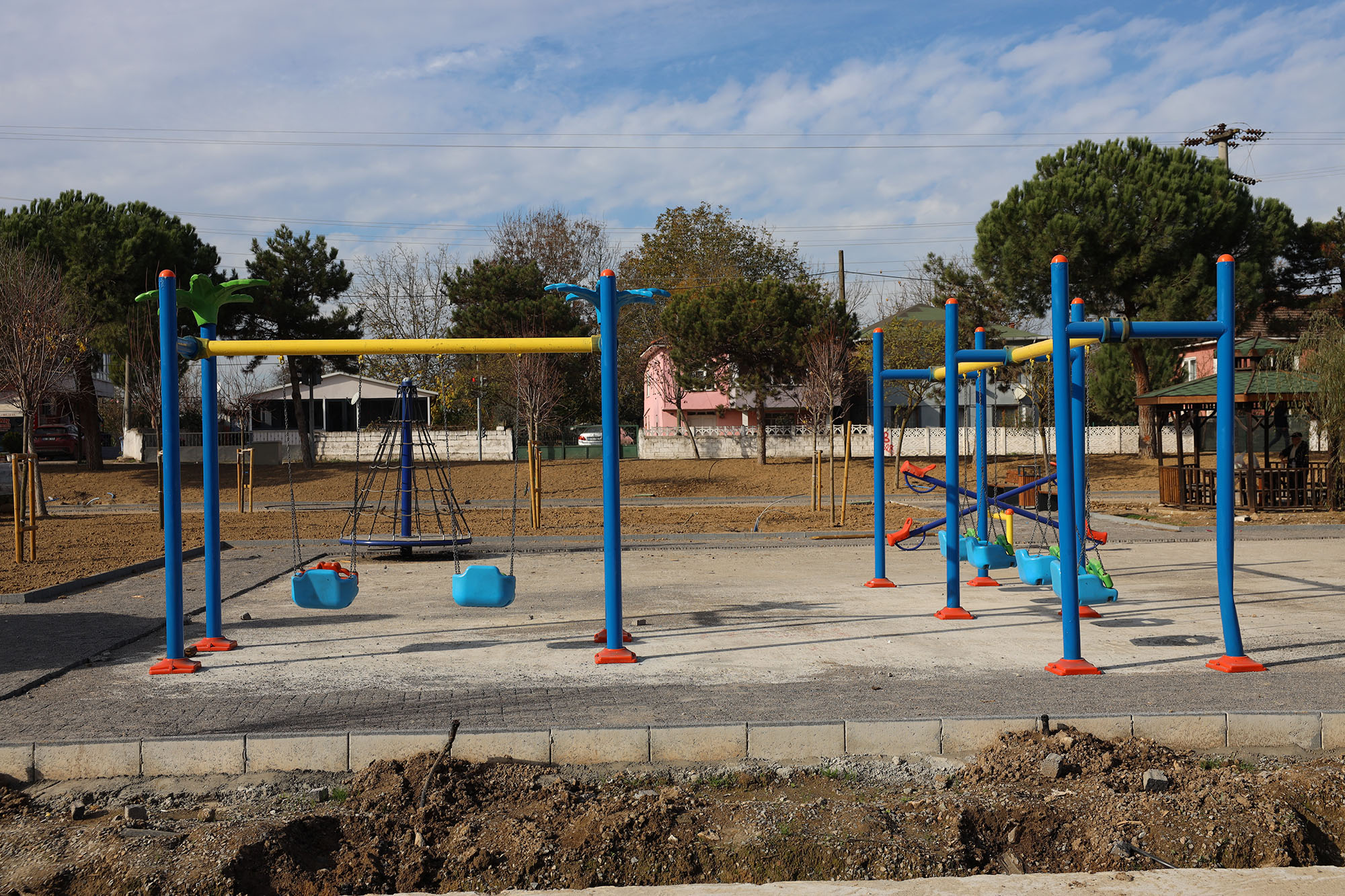  “Söğütlü Ritim Park’ta çalışmalar yüzde 80 seviyelerine ulaştı”