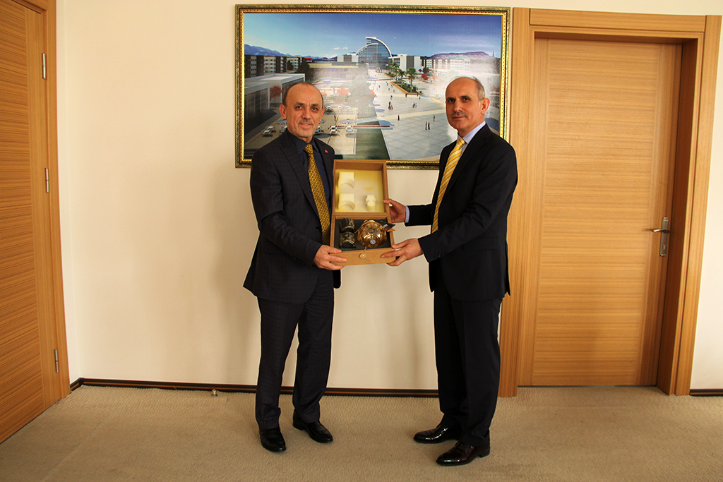 SASKİ 300 Bin Metre İçmesuyu Hattı İnşa Ediyor