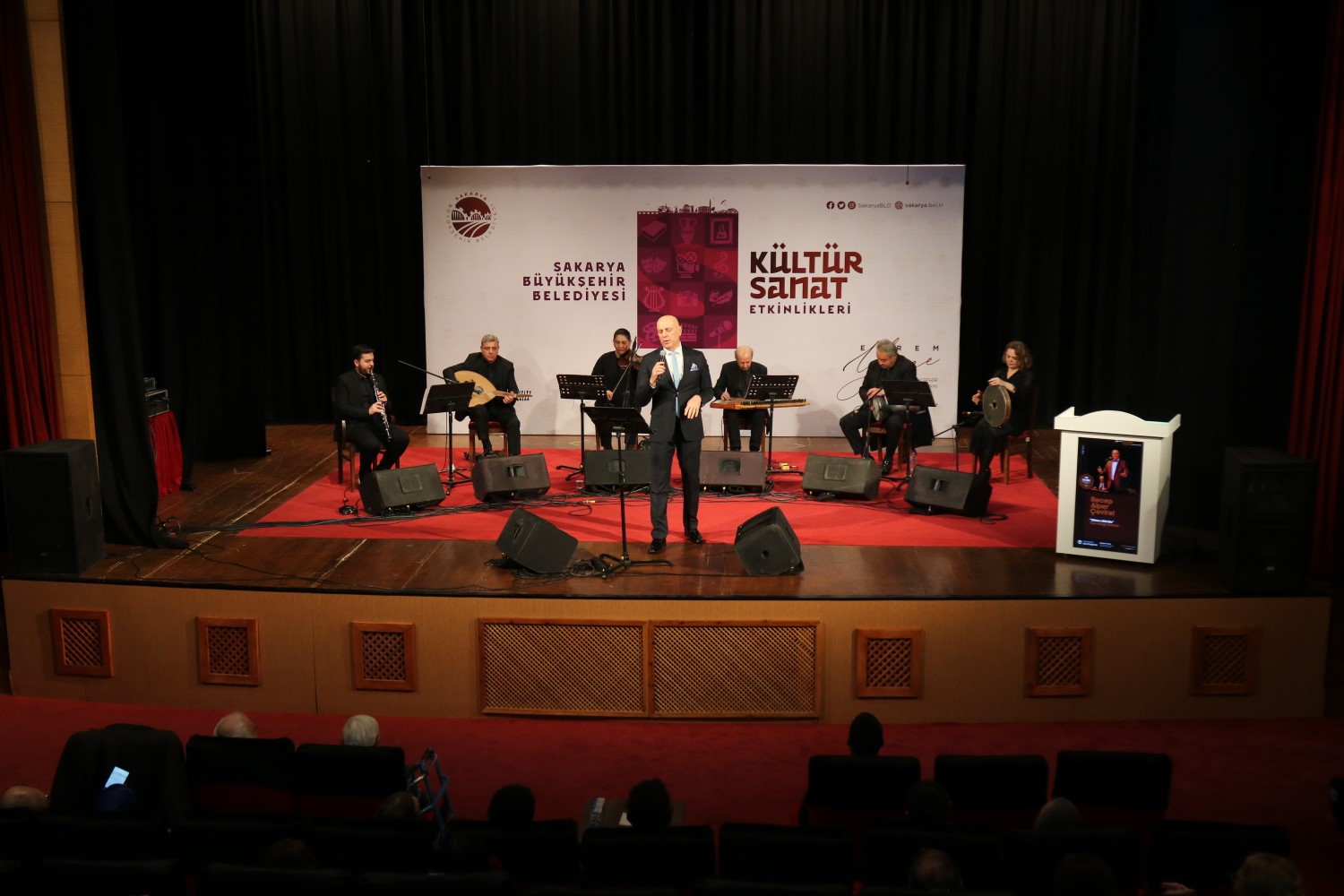 ‘Dilden Gönüle’ dinletisi kulakların pasını sildi