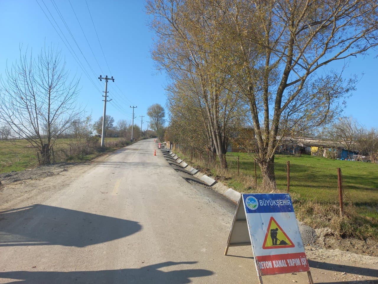 Büyükşehir yolları ‘V Kanal’ ile koruyor