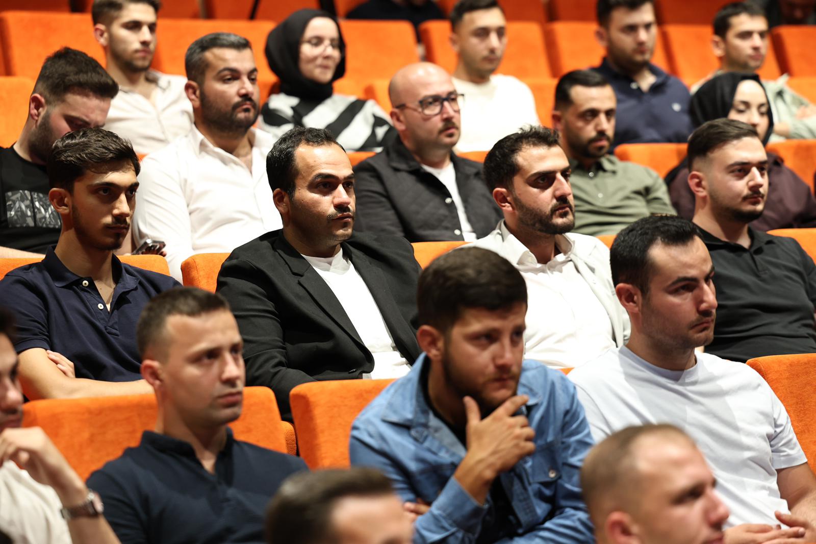 “Geleceğimiz olan gençlerimizin yarınları için eserler üretiyoruz”