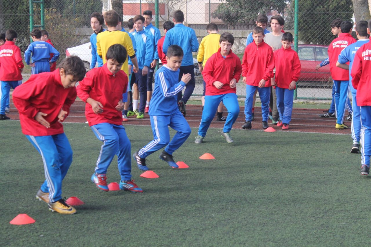 Büyükşehir Futbol Okulu’na yoğun ilgi