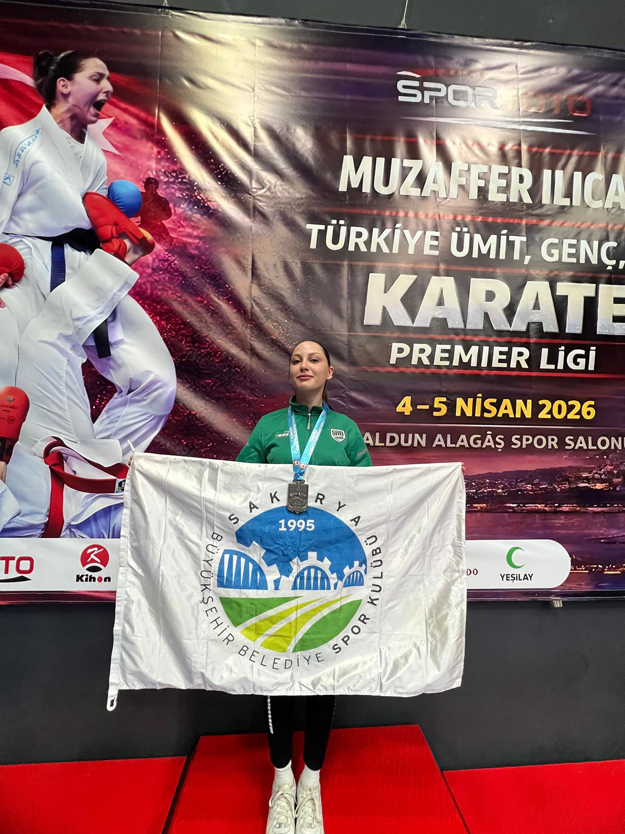 Büyükşehirli sporculardan madalya yağmuru: 3 branşta zirve