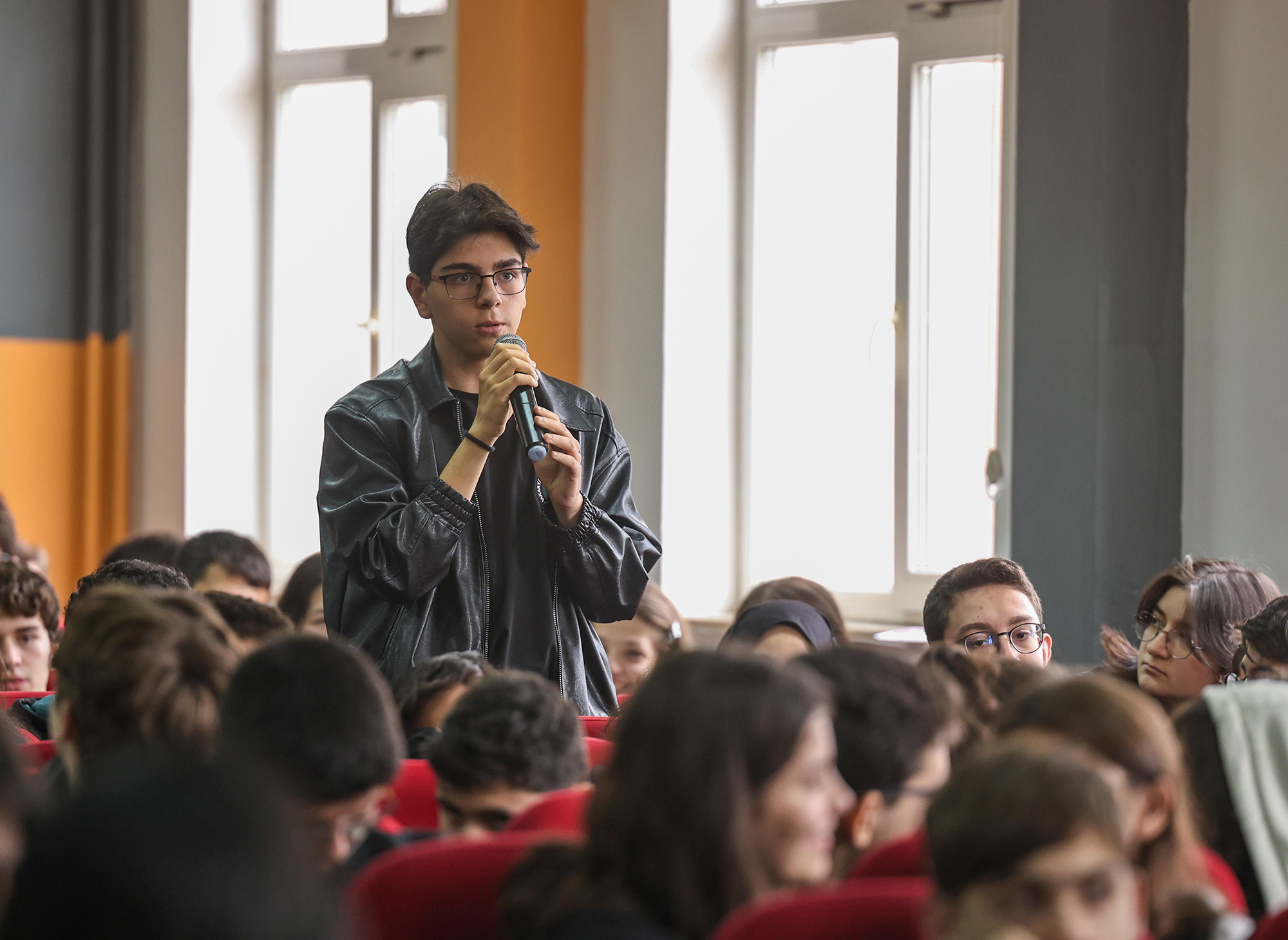 Sakarya gençliğine hizmet edecek eserleri bir bir hayata geçiriyoruz