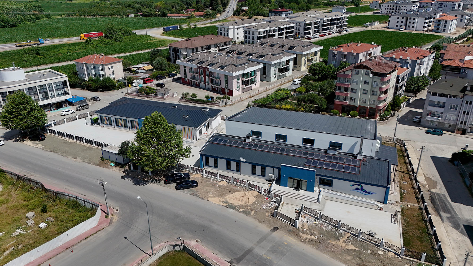 Arifiye Gençlik Merkezi ve Yüzme Havuzu’nda son viraj