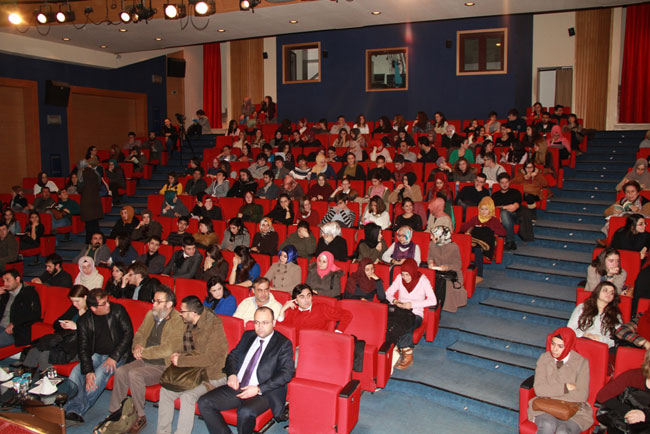 Tabiata Anlam Katan Şair 