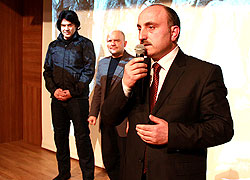 Kahramanlık Destanını Dinlediler