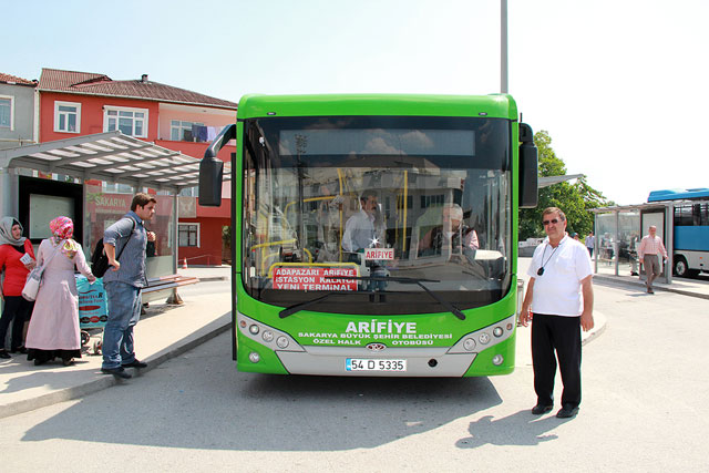 Arifiye'de otobüsler yenilendi