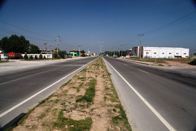 Zirai Aletler'de Kavşak Yapılıyor