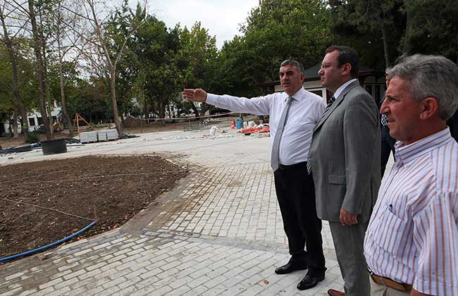 Şemsiyeli Park'ta Sona Gelindi