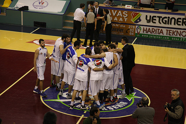 Büyükşehir Emin Adımlarla İlerliyor