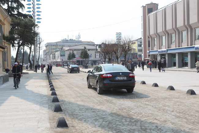 Yeni Haliyle Trafiğe Açıldı