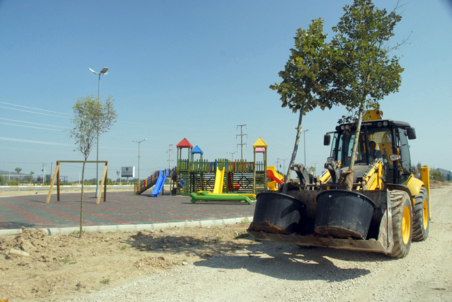 Çark Deresi Kenarı Hayat Buluyor