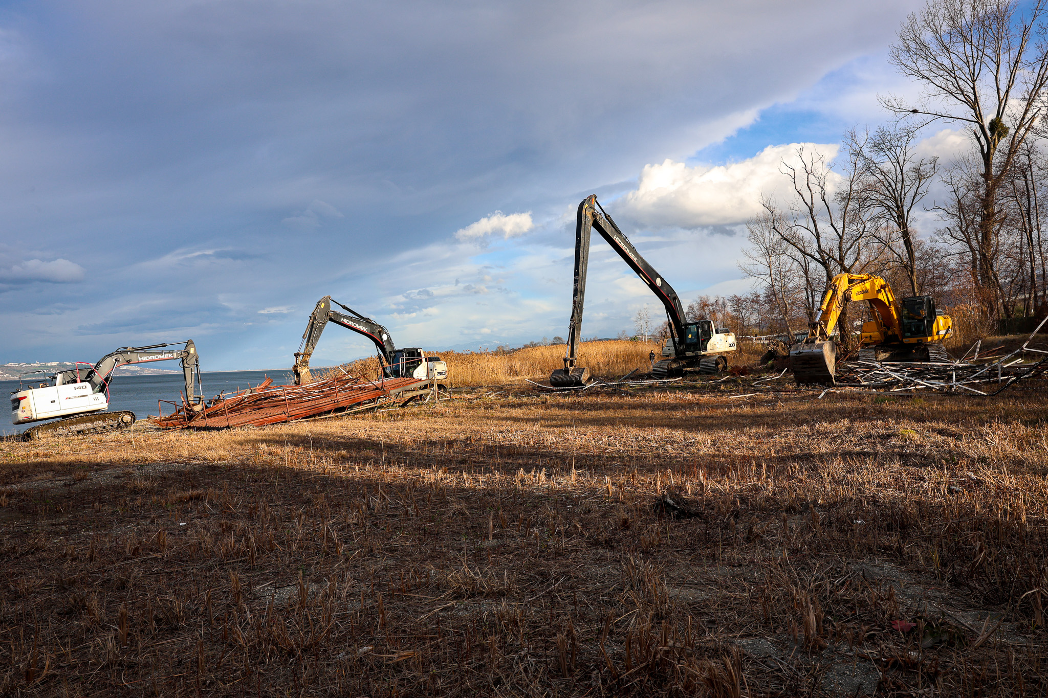 SASKİ paylaştı: “6 kilometrelik hatta kaçak iskele ve yapılar kaldırıldı”