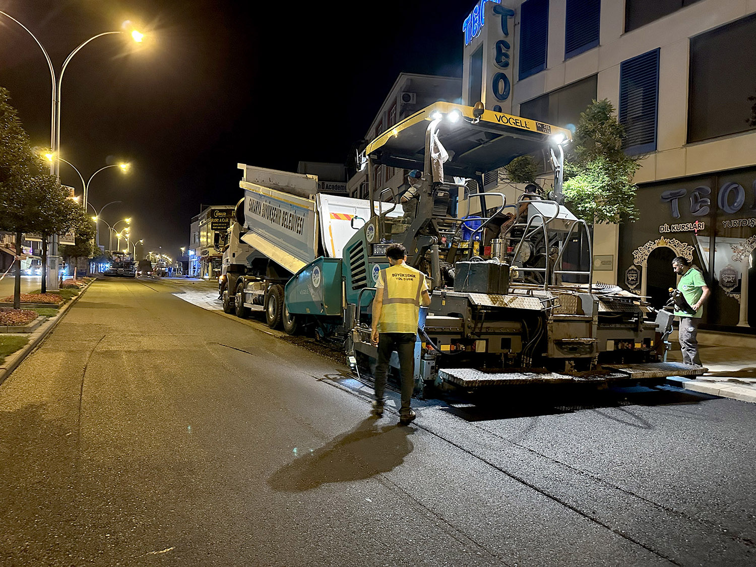 Saraybosna Caddesi’nde yenileme çalışmaları tamamlandı