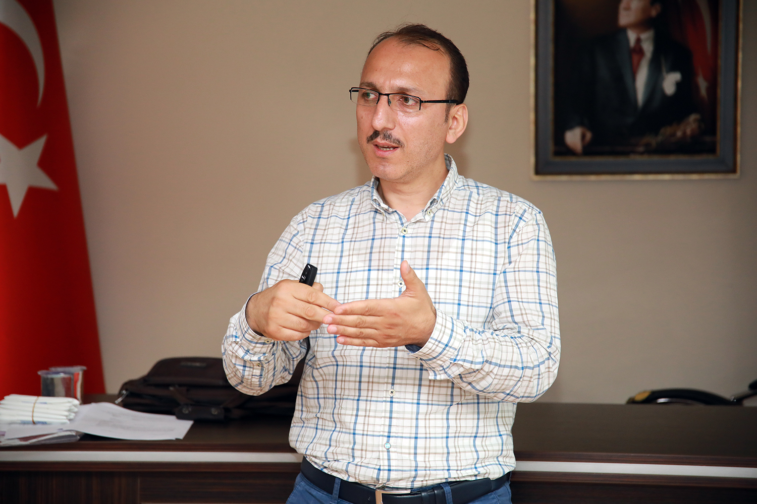 Eğitimlerle hizmet kalitesi yükseliyor