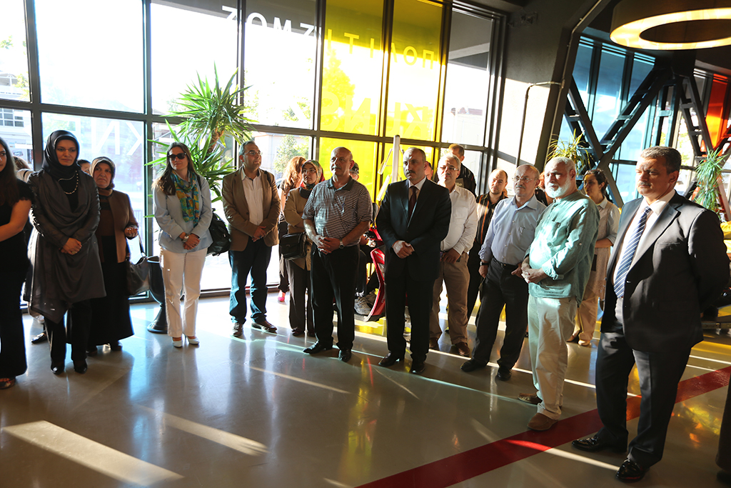 Çizgi ve Renklerin Deveranı OSM’de