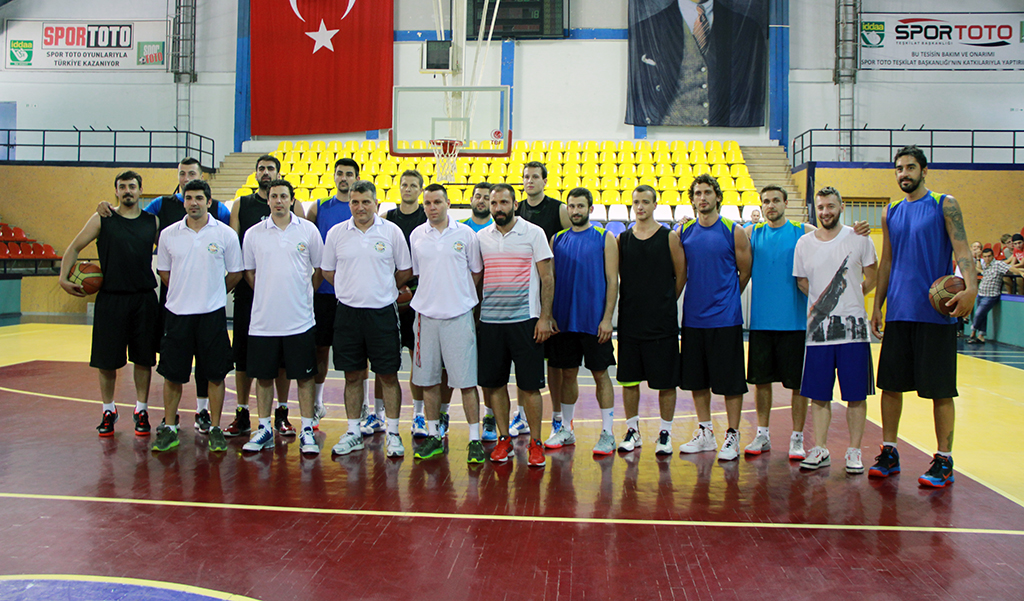 Dev Adamlardan İlk Adım