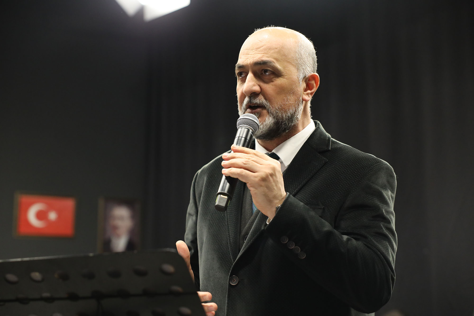 Ayasofya geleneğinden gelen ilahi nağmeler Sakaryalılarla buluştu