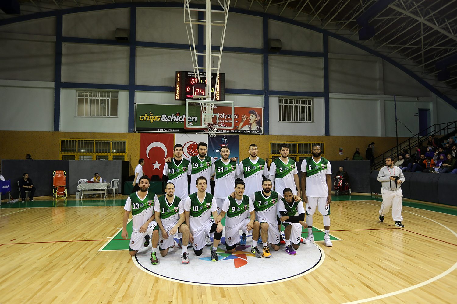 Dev Adamlardan Bir Galibiyet Daha