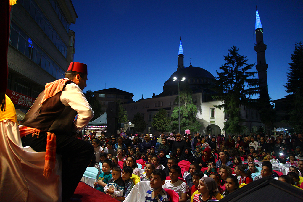 Kocaali’de Kardeşlik Sofraları Kuruldu