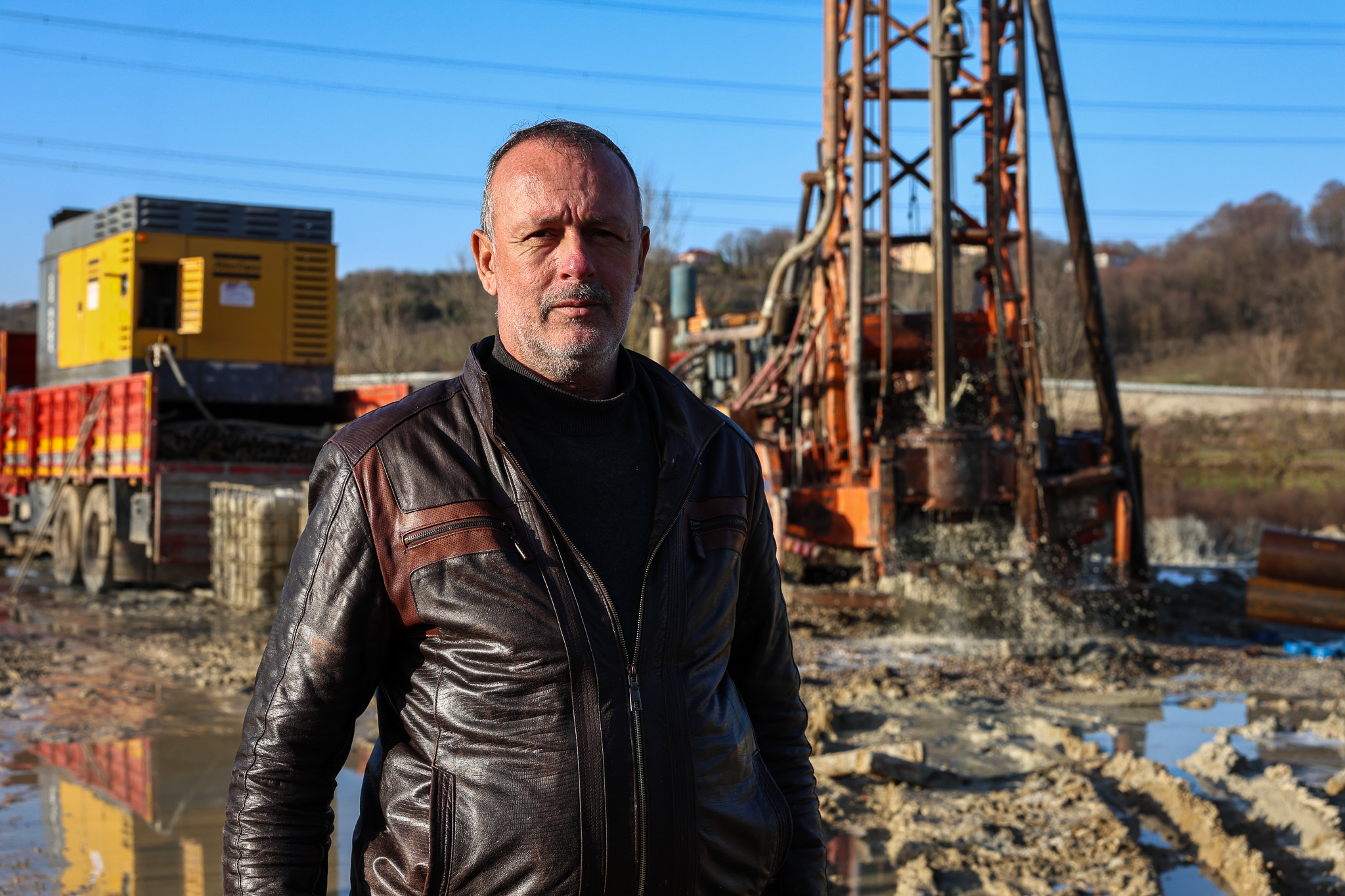 Yerin 104 metre altından çıkarılan içme suyu Karasu’da 5 mahalleye iletilecek