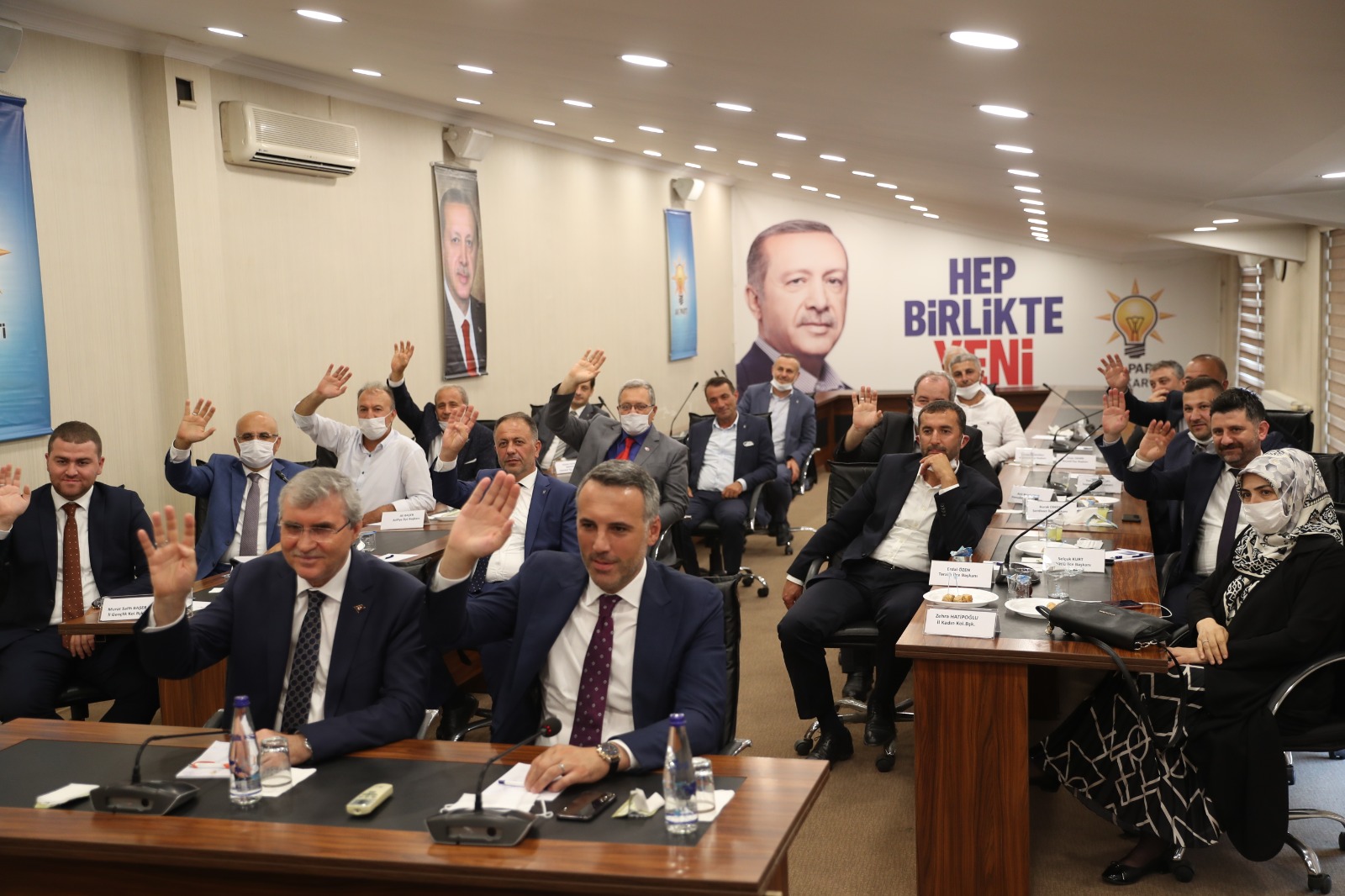 “Milletimize hizmet bizim bayramımızdır”