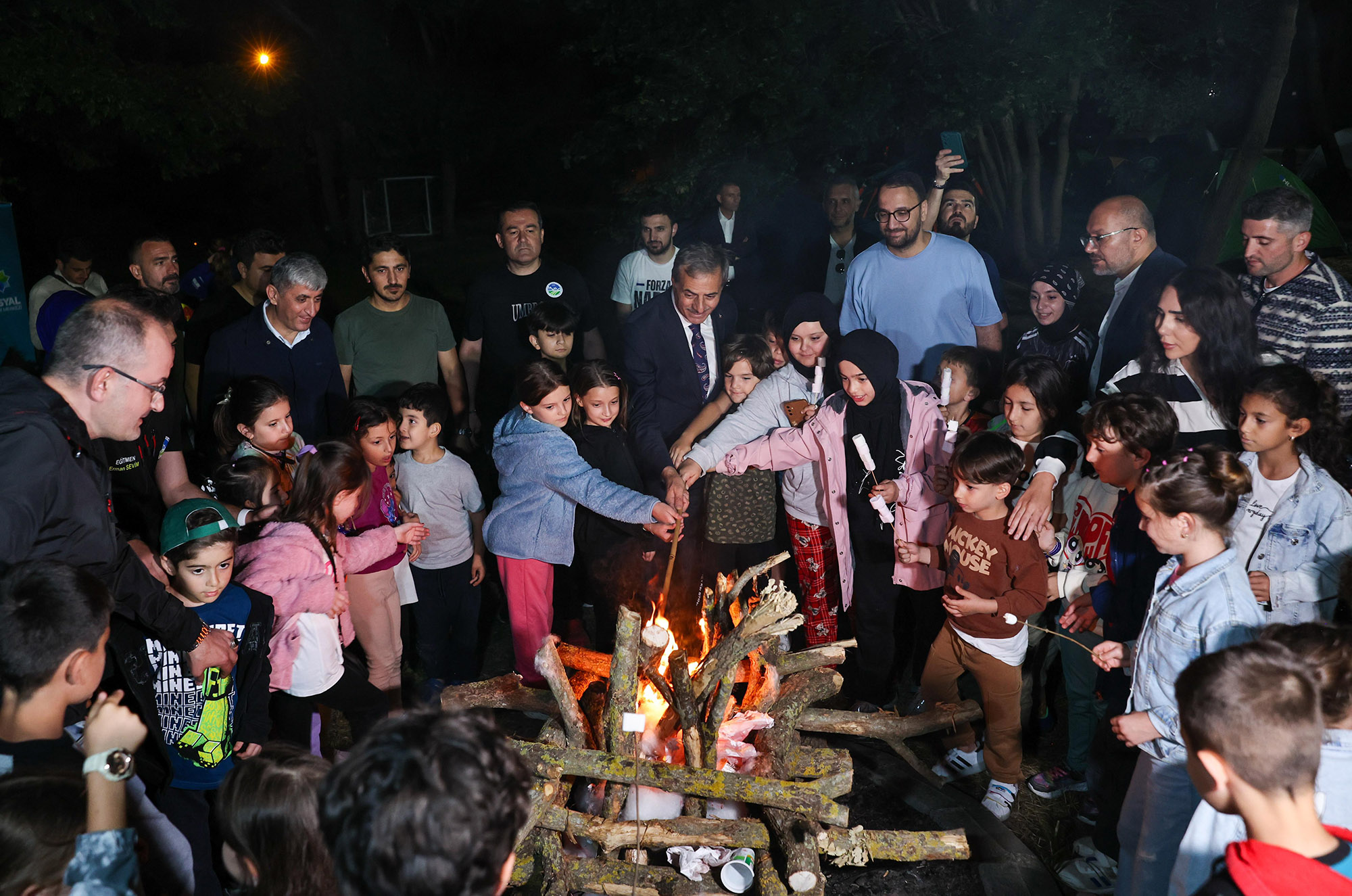 “Geleceğin mimarı evlatlarımızı desteklemeye devam edeceğiz”
