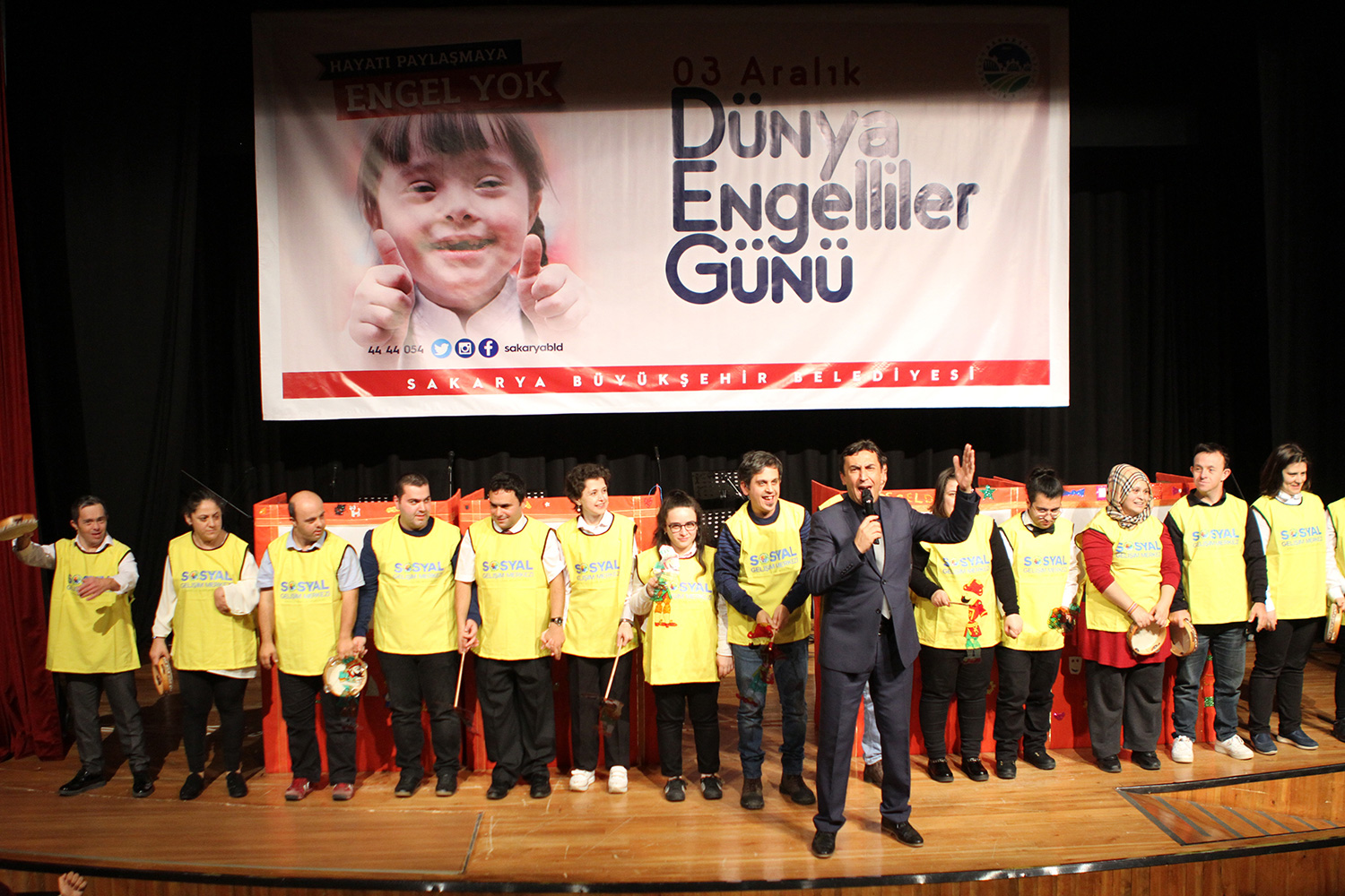 “En büyük engel sevgisizliktir”