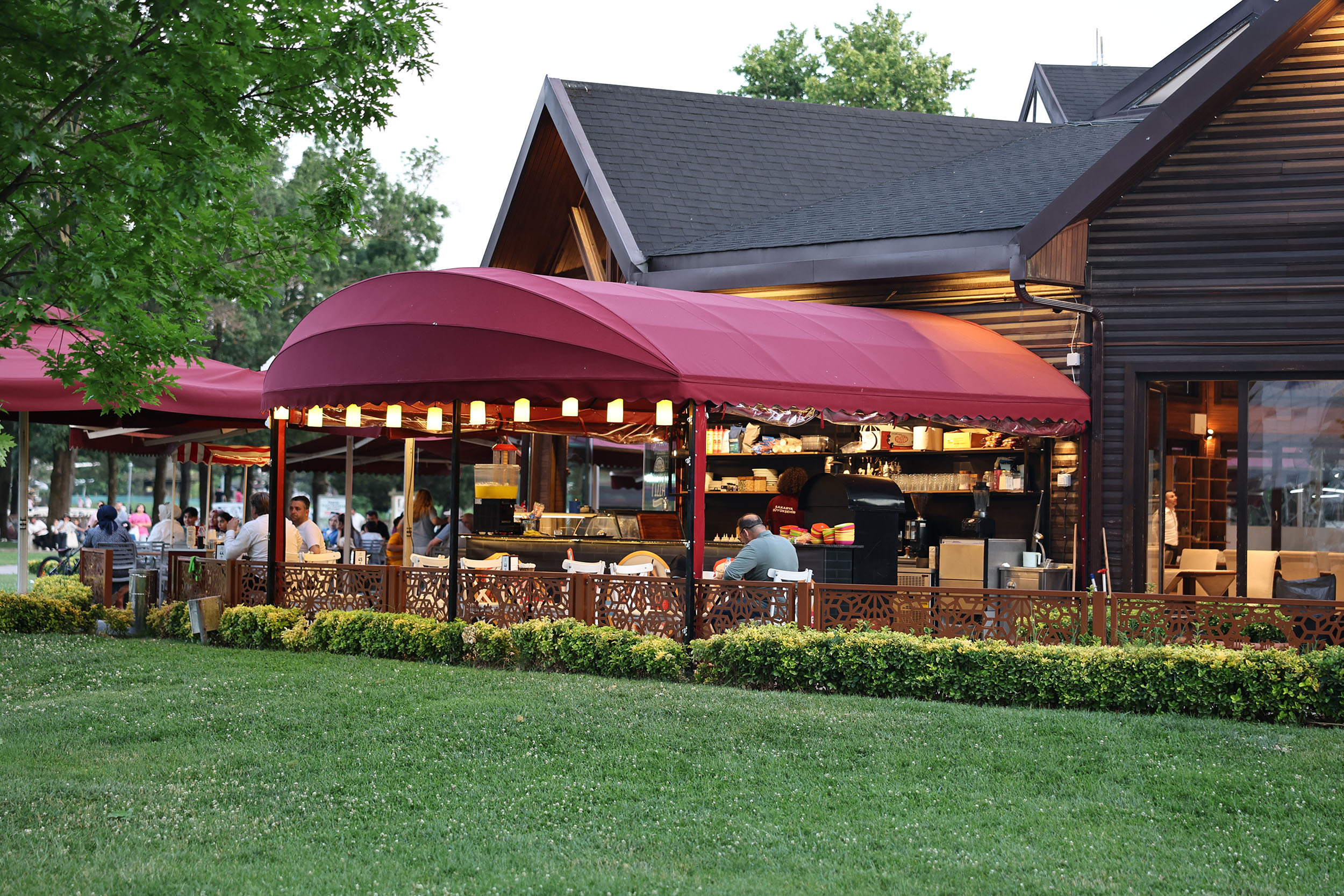 Büyükşehir’in sosyal tesisleri Ramazan’da iftar buluşmalarının adresi olacak