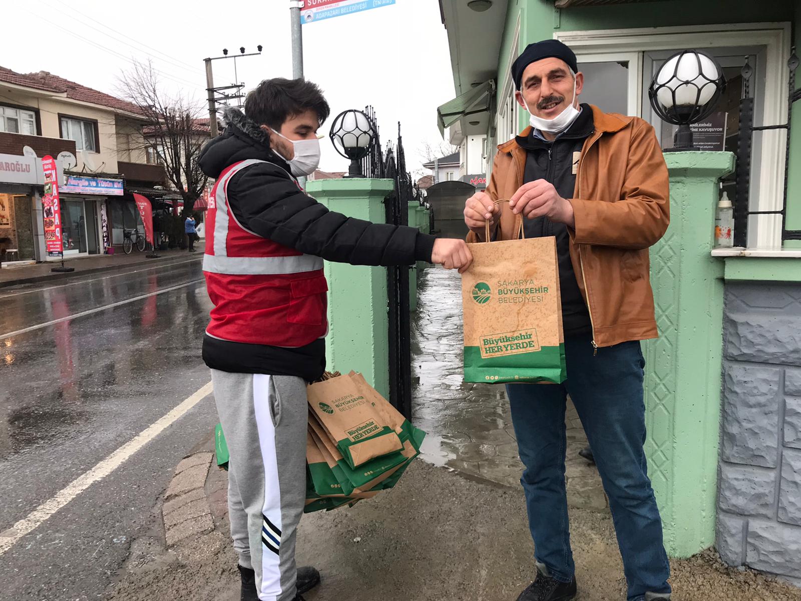 Maske kullanımı salgının bulaşma riskini azaltıyor