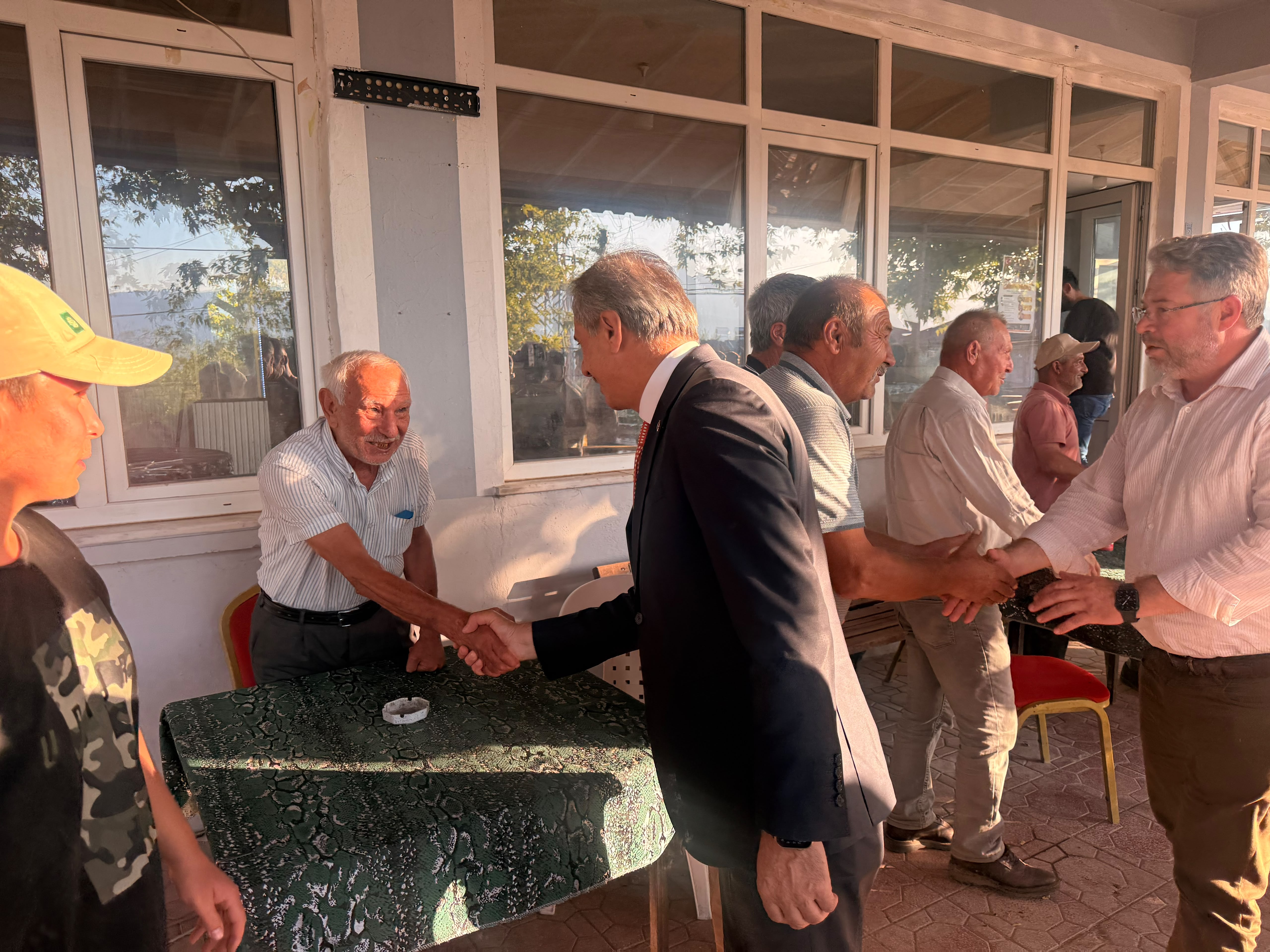 Başkan Alemdar, Geyve Bayat’ta hemşehrileriyle buluştu