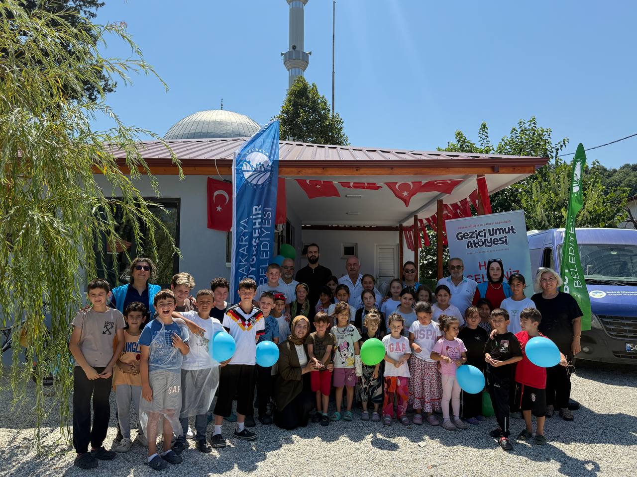Gezici Umut Atölyesi yaz boyunca mahalle mahalle dolaştı, 1000 özel bireye ulaştı