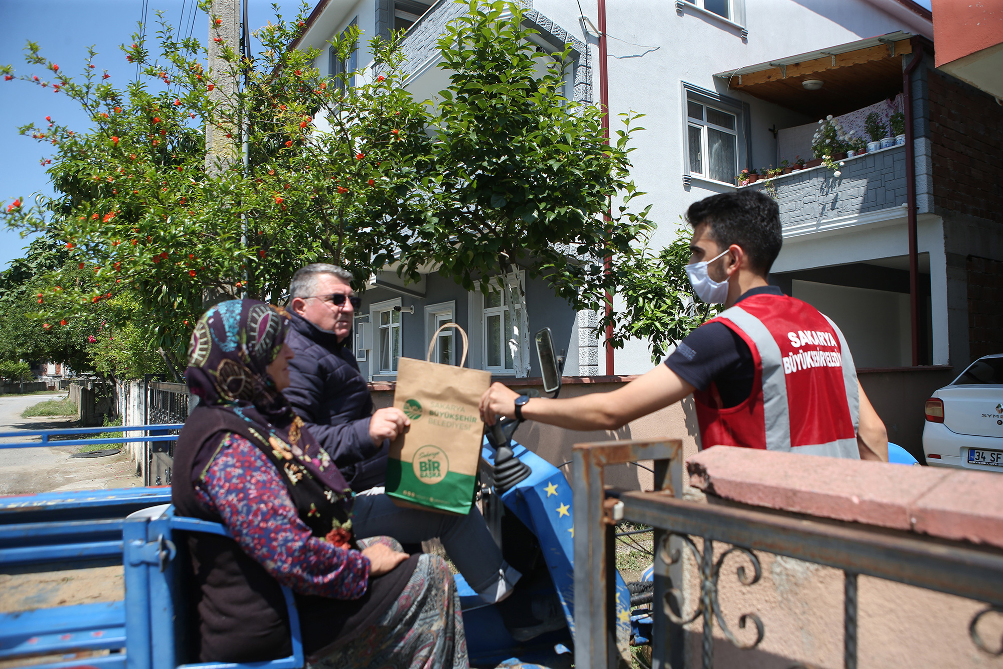 Salgın destek paketleri vatandaşlara ulaşıyor